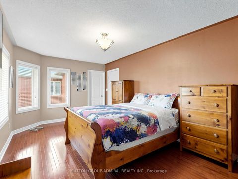 Photo 25 at 22 Canyon Hill Avenue, Westbrook, Richmond Hill