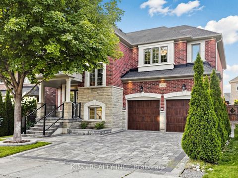 Photo 1 at 939 Goring Circle, Wyndham, Newmarket