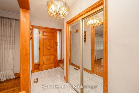 Photo 3 at 52 Storer Drive, Humbermede, Toronto