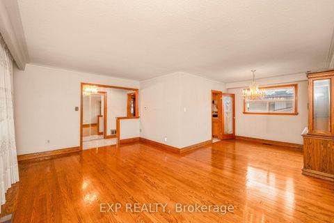 Photo 6 at 52 Storer Drive, Humbermede, Toronto