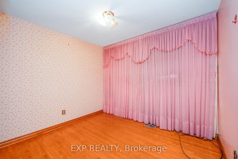 Photo 20 at 52 Storer Drive, Humbermede, Toronto
