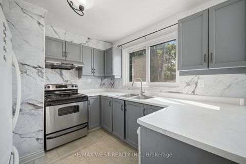 Photo 7 at 751 Meadowvale Road, Highland Creek, Toronto