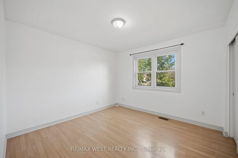 Photo 11 at 751 Meadowvale Road, Highland Creek, Toronto
