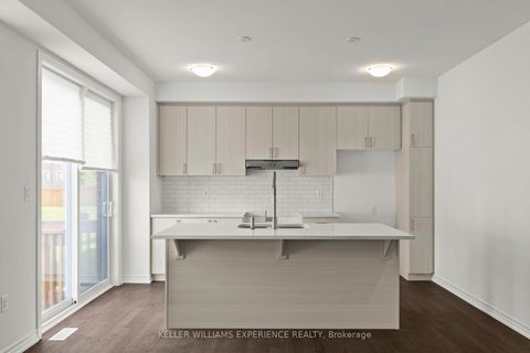 Photo 10 at 48 Mcbride Trail, Shore, Barrie