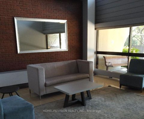Photo 2 at 1009 - 177 Linus Road, Don Valley Village, Toronto