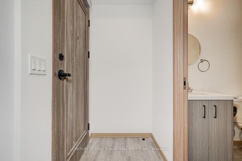 Photo 2 at 615 - 3421 Sheppard Avenue E, Sullivan, Toronto
