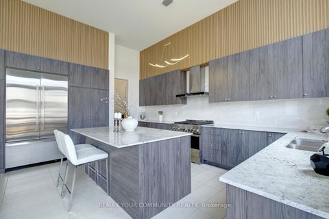 Photo 18 at 96 Bond Crescent, Oak Ridges, Richmond Hill