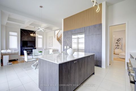 Photo 20 at 96 Bond Crescent, Oak Ridges, Richmond Hill