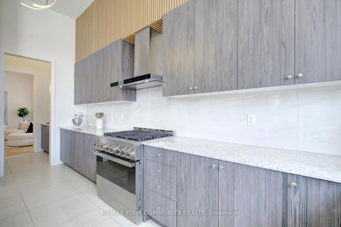 Photo 21 at 96 Bond Crescent, Oak Ridges, Richmond Hill