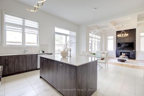 Photo 22 at 96 Bond Crescent, Oak Ridges, Richmond Hill