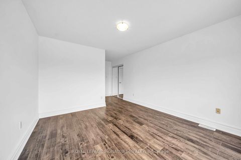 Photo 11 at 81 Bulmer Crescent, Woodland Hill, Newmarket