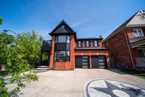 Photo 16 at 81 Bulmer Crescent, Woodland Hill, Newmarket