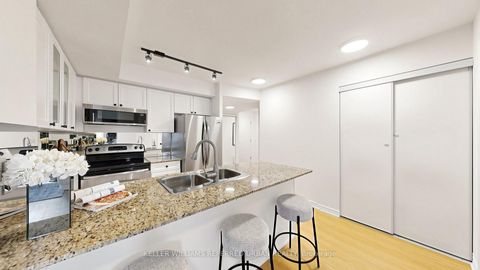 Photo 6 at 2205 - 761 Bay Street, Bay Street Corridor, Toronto