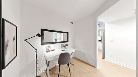 Photo 12 at 2205 - 761 Bay Street, Bay Street Corridor, Toronto