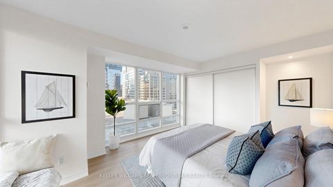 Photo 15 at 2205 - 761 Bay Street, Bay Street Corridor, Toronto