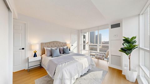 Photo 17 at 2205 - 761 Bay Street, Bay Street Corridor, Toronto