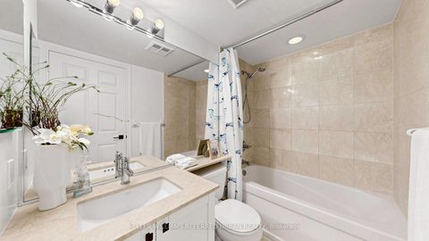 Photo 18 at 2205 - 761 Bay Street, Bay Street Corridor, Toronto