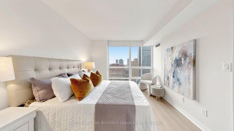 Photo 20 at 2205 - 761 Bay Street, Bay Street Corridor, Toronto