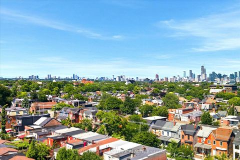 Photo 17 at 921 - 20 Minowan Miikan Lane, Little Portugal, Toronto