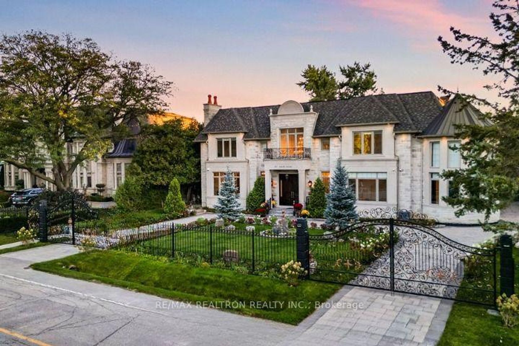 267 Arnold Avenue, Yorkhill, Vaughan photo 4