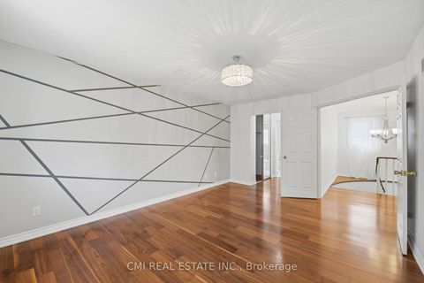 Photo 18 at 127 O'connor Crescent, North Richvale, Richmond Hill