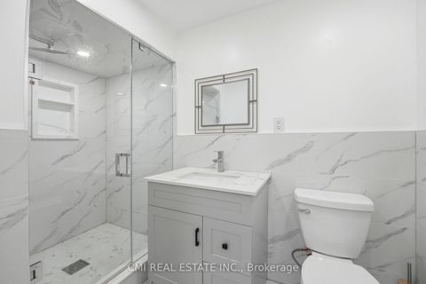 Photo 24 at 127 O'connor Crescent, North Richvale, Richmond Hill