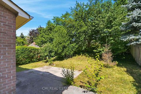 Photo 37 at 127 O'connor Crescent, North Richvale, Richmond Hill