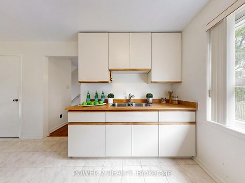 Photo 18 at 5 - 77 Rameau Drive, Hillcrest Village, Toronto