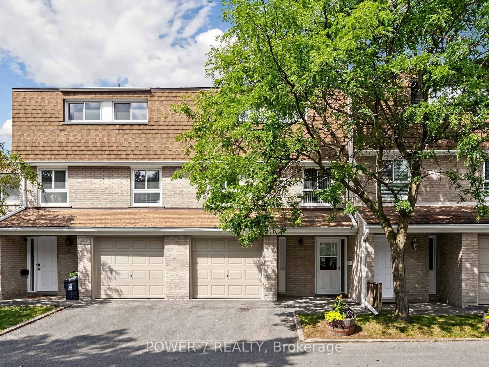 5 - 77 Rameau Drive, Hillcrest Village, Toronto 