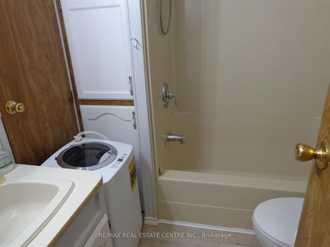 Photo 11 at 422 - 1652 Puddicombre Road, Clairville, Toronto