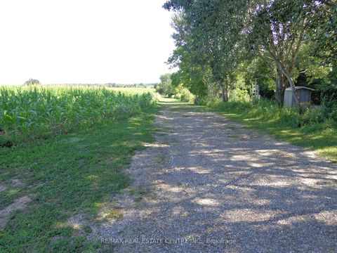 Photo 22 at 422 - 1652 Puddicombre Road, Clairville, Toronto