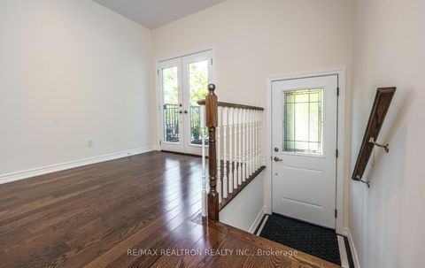 Photo 3 at 222 David Dunlap Circle, Don Mills, Toronto