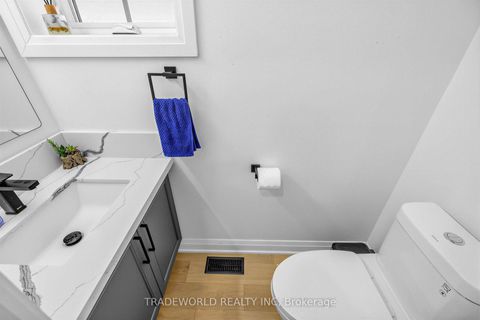 Photo 8 at 101 Meadowbank Road, Leslie Valley, Newmarket