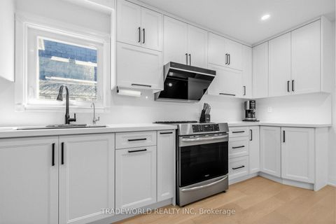 Photo 17 at 101 Meadowbank Road, Leslie Valley, Newmarket