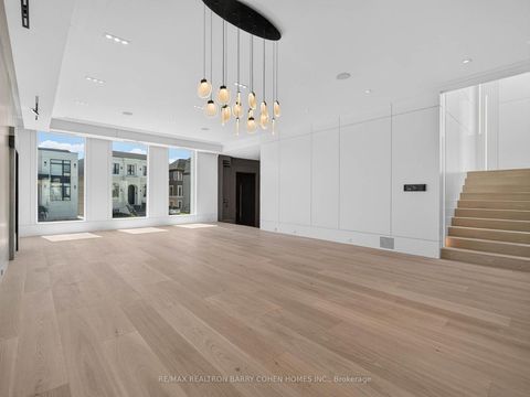 Photo 6 at 26 Clinton Drive, South Richvale, Richmond Hill