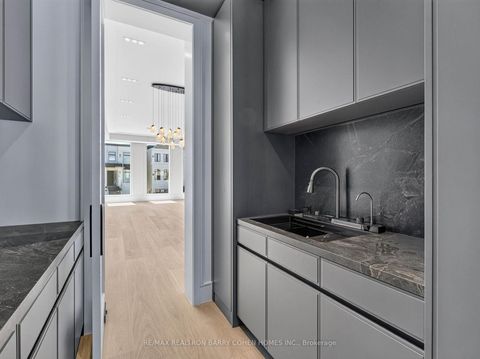 Photo 10 at 26 Clinton Drive, South Richvale, Richmond Hill