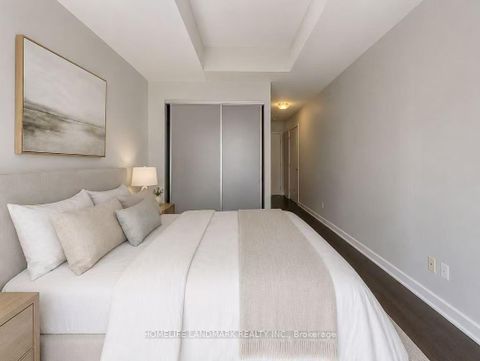 Photo 10 at 418 - 199 RICHMOND Street W, Waterfront Communities C1, Toronto