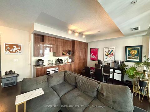 Photo 12 at 418 - 199 RICHMOND Street W, Waterfront Communities C1, Toronto