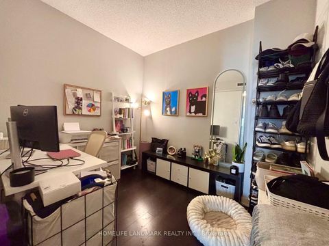 Photo 14 at 418 - 199 RICHMOND Street W, Waterfront Communities C1, Toronto