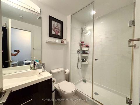 Photo 19 at 418 - 199 RICHMOND Street W, Waterfront Communities C1, Toronto