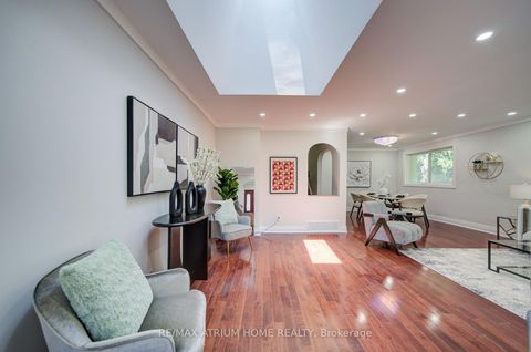 Photo 1 at 18 Doverwood Court, Newtonbrook East, Toronto