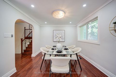 Photo 8 at 18 Doverwood Court, Newtonbrook East, Toronto