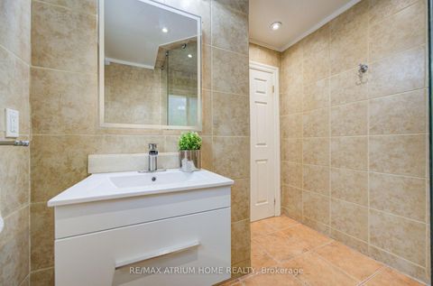 Photo 20 at 18 Doverwood Court, Newtonbrook East, Toronto