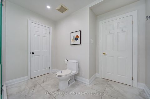 Photo 26 at 18 Doverwood Court, Newtonbrook East, Toronto