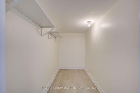 Photo 41 at 18 Doverwood Court, Newtonbrook East, Toronto