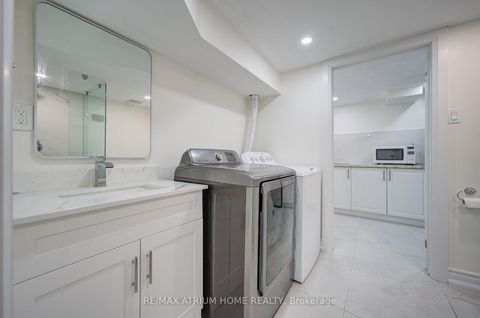 Photo 44 at 18 Doverwood Court, Newtonbrook East, Toronto