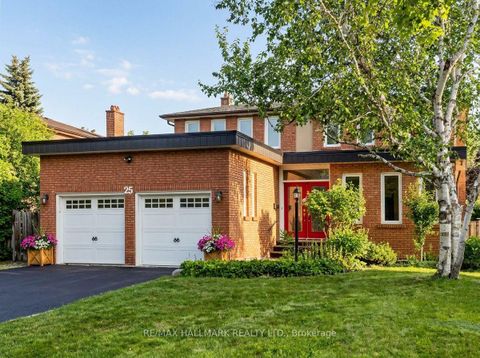 Photo 1 at 25 Kersey Crescent, North Richvale, Richmond Hill