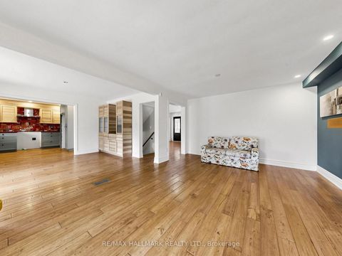 Photo 14 at 25 Kersey Crescent, North Richvale, Richmond Hill