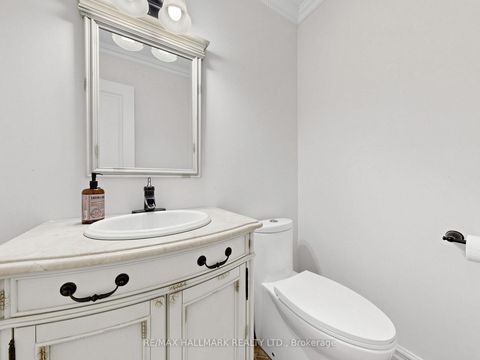 Photo 15 at 25 Kersey Crescent, North Richvale, Richmond Hill