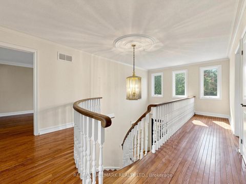 Photo 17 at 25 Kersey Crescent, North Richvale, Richmond Hill